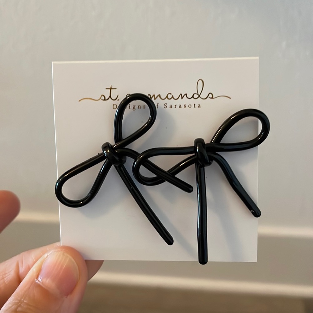 Black Bow Earrings